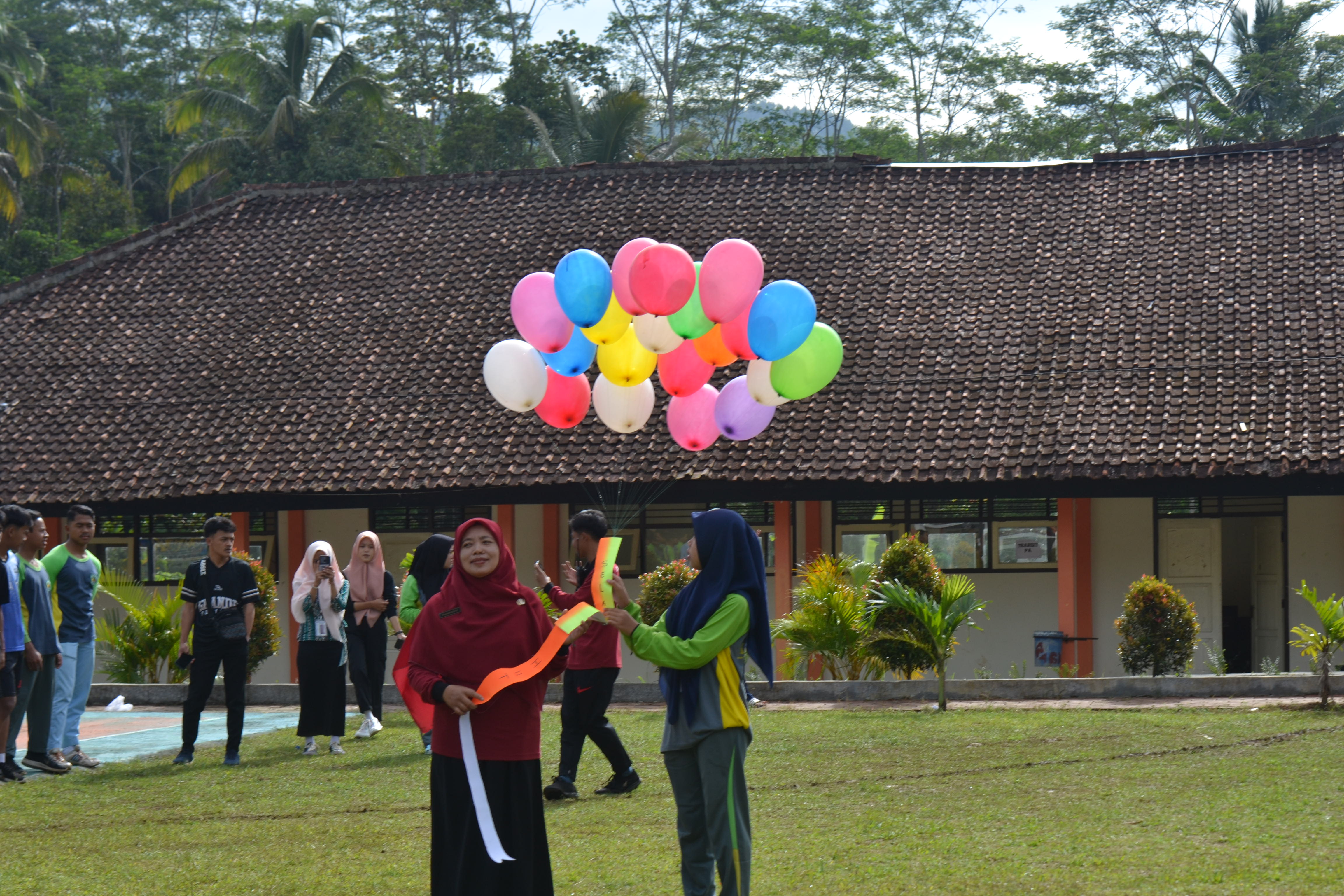 pelepasan Balon